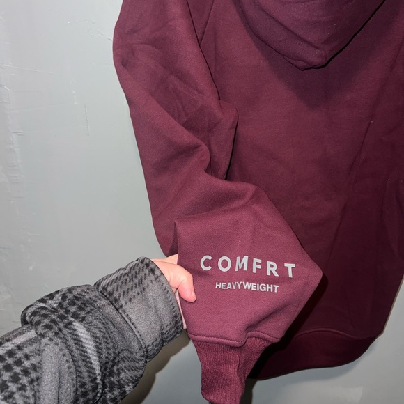 COMFRT Hoodie and Sweatpants Set - Picture 3 of 5